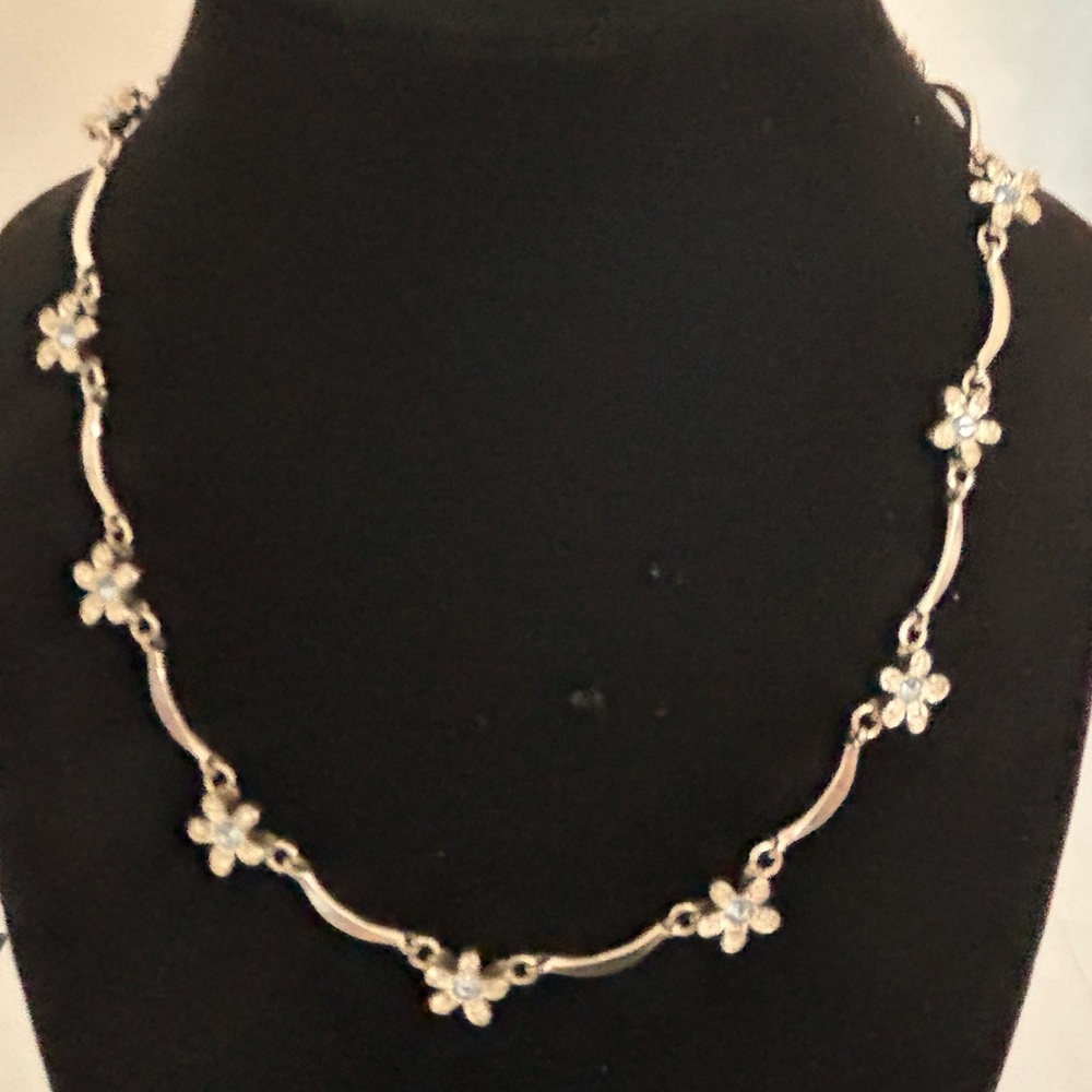Anne Kline Crescent Link Floral Rhinestone Silver Necklace (4)